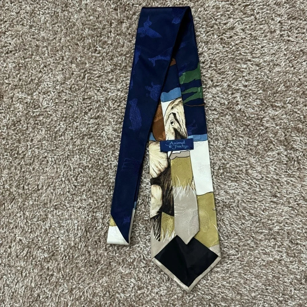 Animal‎ Tracks African Safari Animal Print Novelty Tie 100% Polyester - Picture 2 of 5